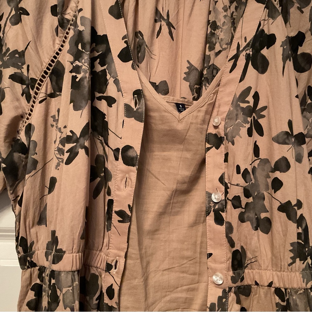 GAP Tiered Midi Shirtdress - Picture 5 of 8